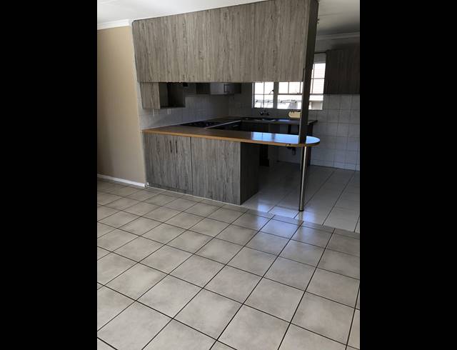 3 BEDROOM TOWNHOUSE SOLD IN MEYERSDAL